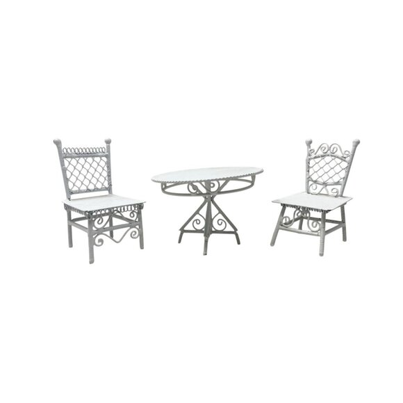 White Wrought Iron Dollhouse Outdoor Patio Set Table And 2 Chairs - Picture 1 of 8